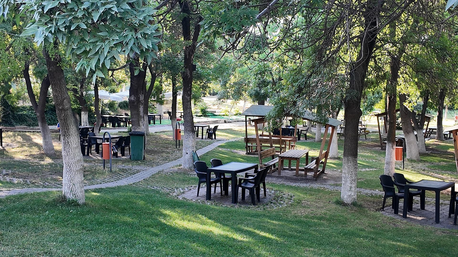 Orka Bahçe
